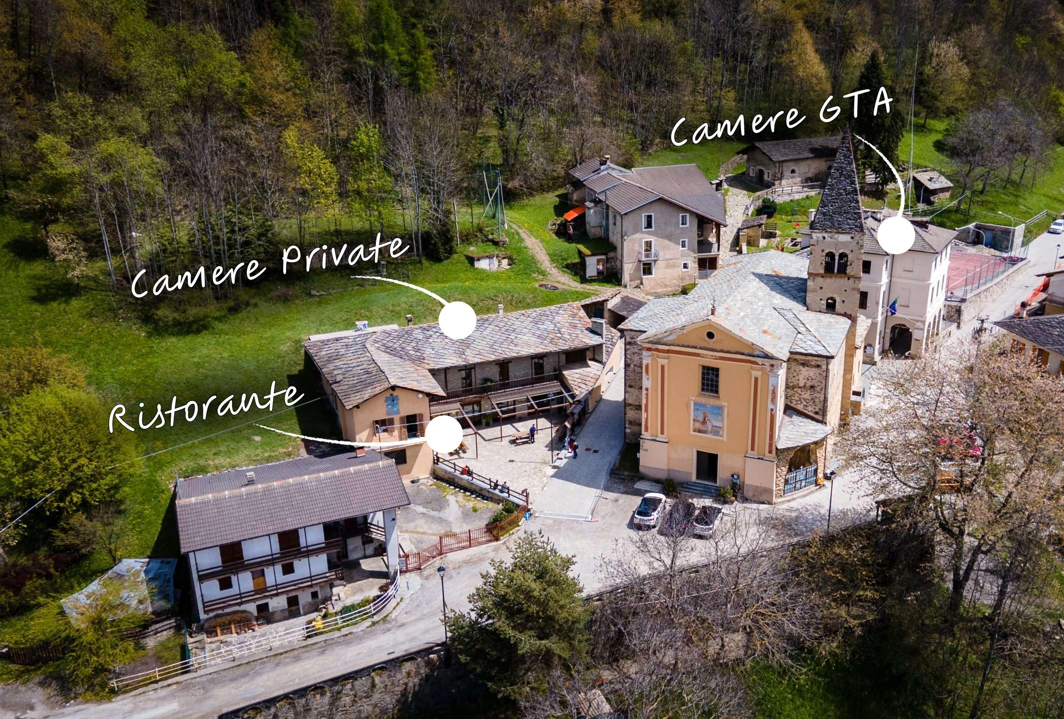 Rifugio Lacusino — vista esterna a Celle di Macra